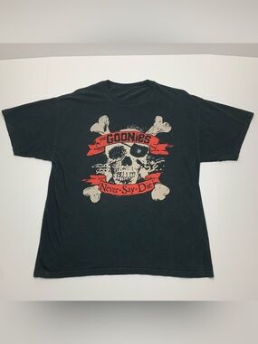 The Goonies T-Shirt Skull Crossbones Never Say Die Retro Movie Tee Mens Large